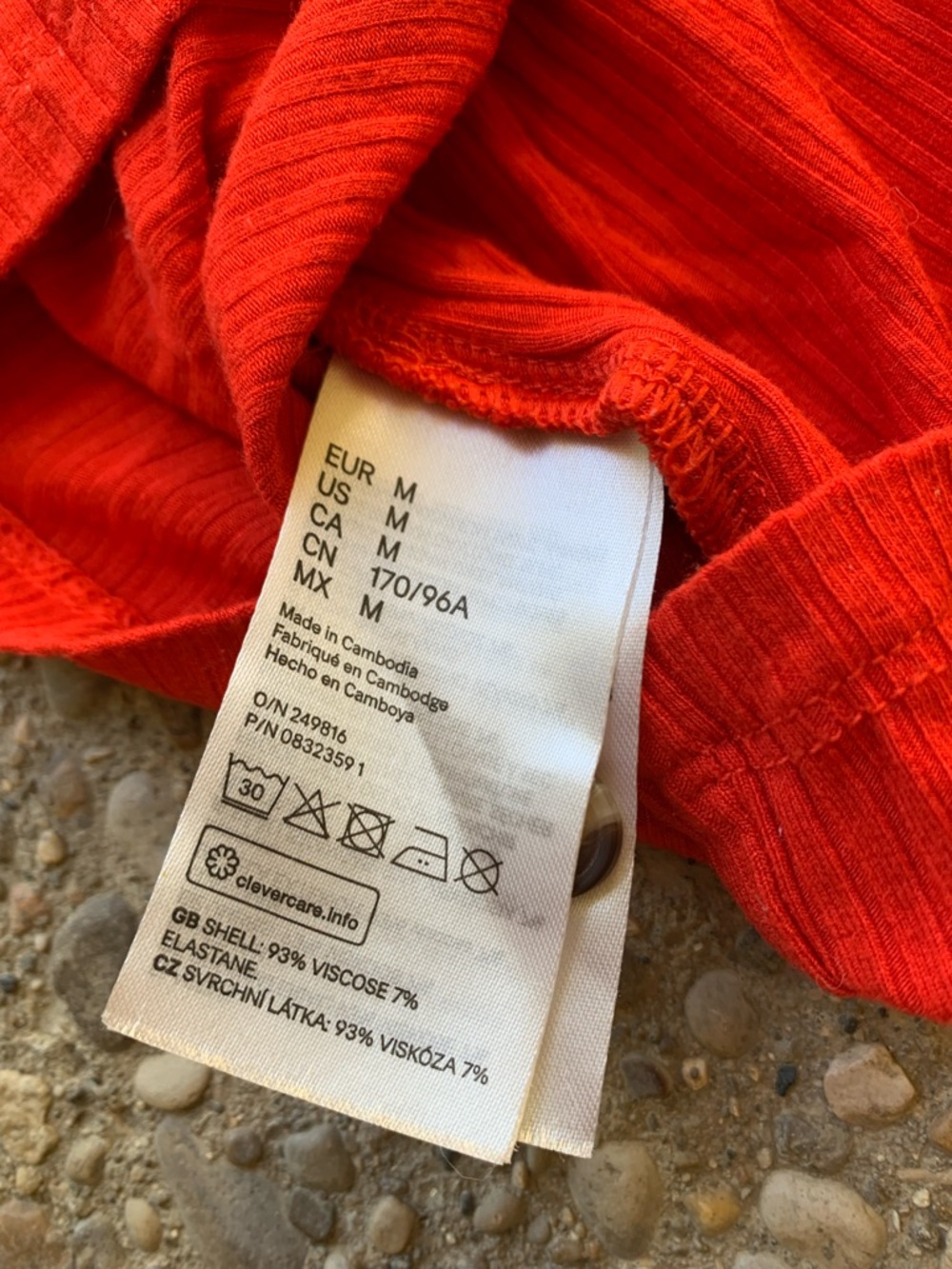 H&M Top - Picture 6 of 6